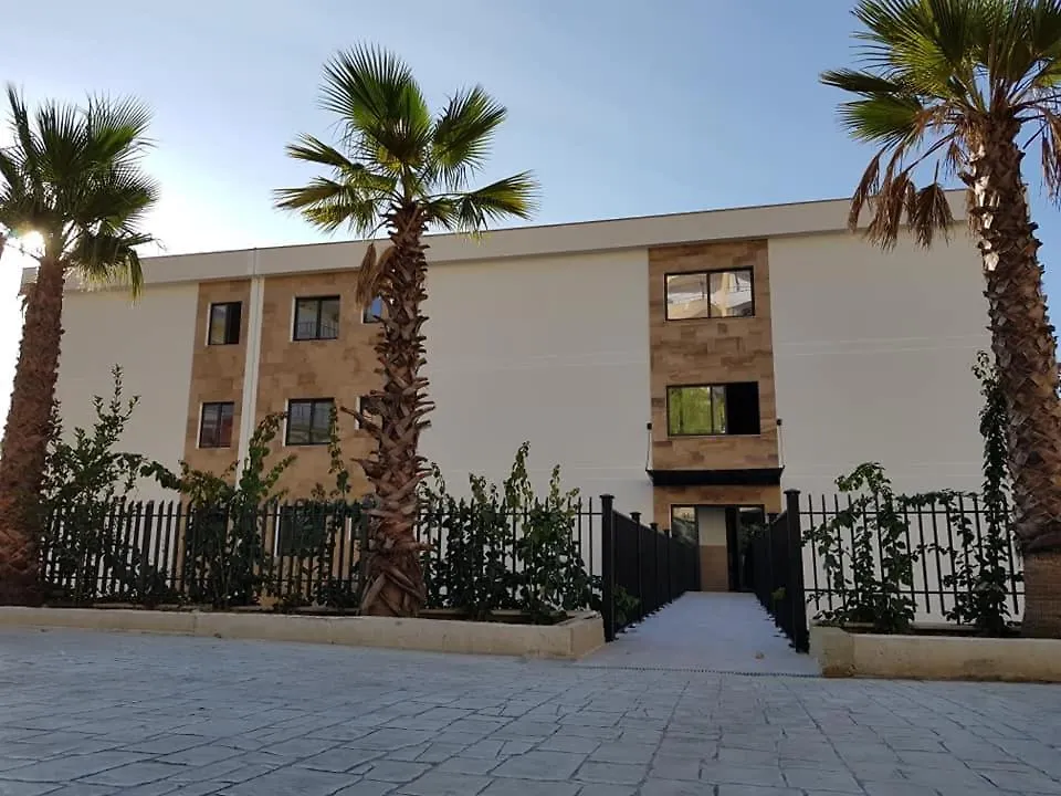 Golden Beach Residence - Front Beach Luxury Apartment Sarande