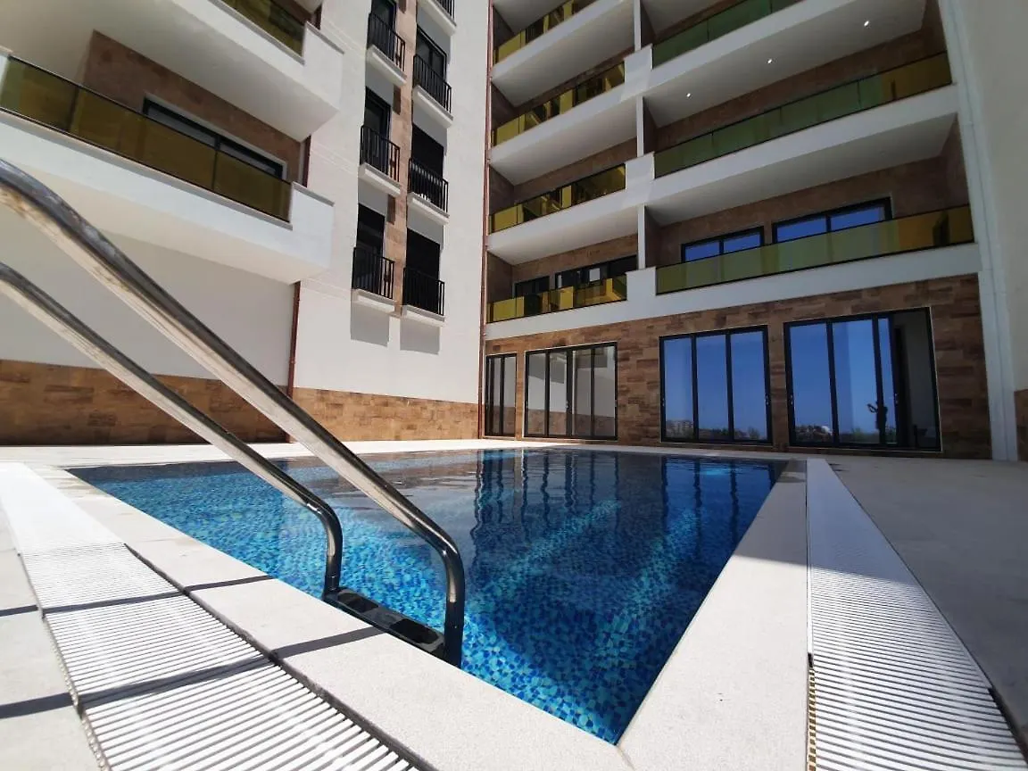 Golden Beach Residence - Front Beach Luxury Apartment Sarande 0*,
