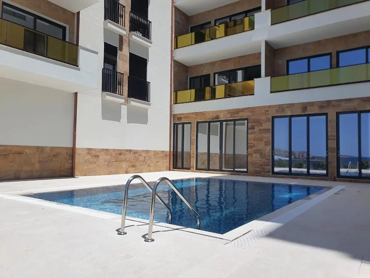 Golden Beach Residence - Front Beach Luxury Apartment Sarande 0*,