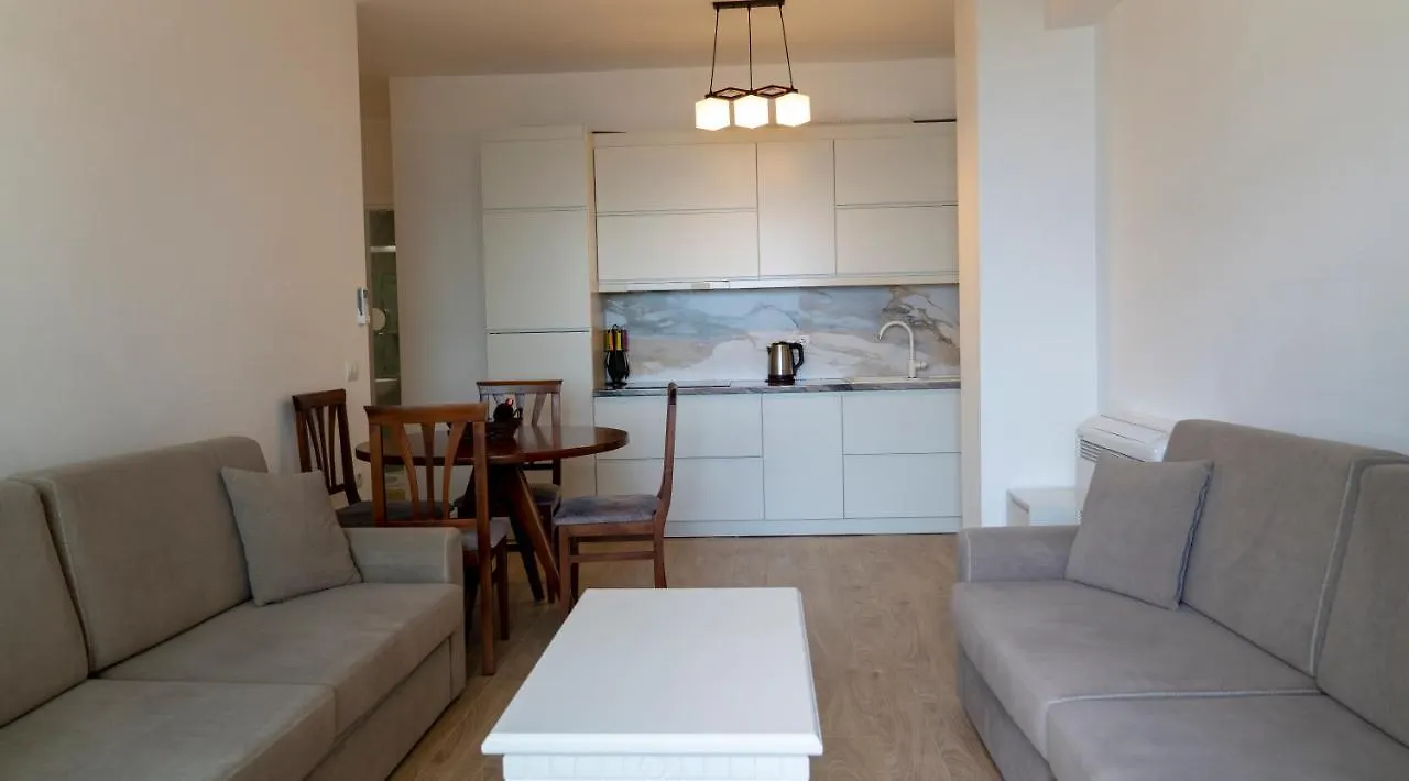 Golden Beach Residence - Front Beach Luxury Apartment Sarande Albania